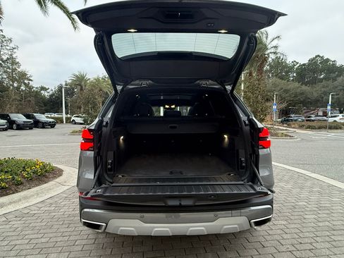 Used 2024 BMW X5 xDrive40i w/ M Sport Package image 49