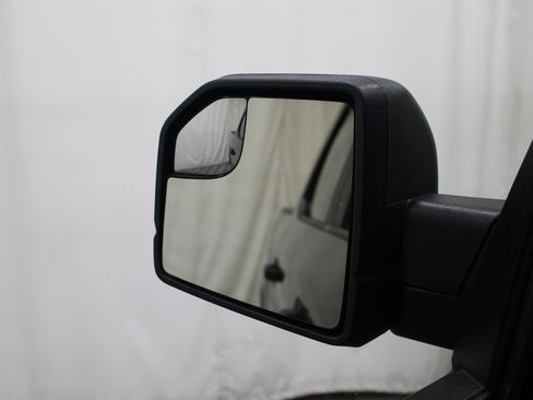 Used 2019 Ford F150 XL w/ Equipment Group 101A Mid AWD/4WD image 9