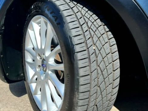 Used 2011 Volvo C30 T5 w/ Preferred Pkg FWD image 37