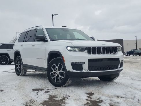 New 2025 Jeep Grand Cherokee L Limited AWD/4WD image 38