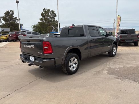 New 2026 RAM 1500 Big Horn AWD/4WD image 5