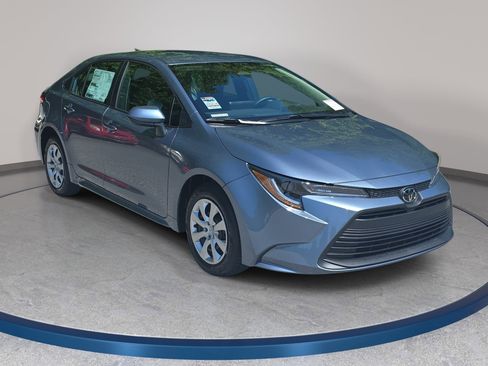 New 2026 Toyota Corolla LE FWD image 3