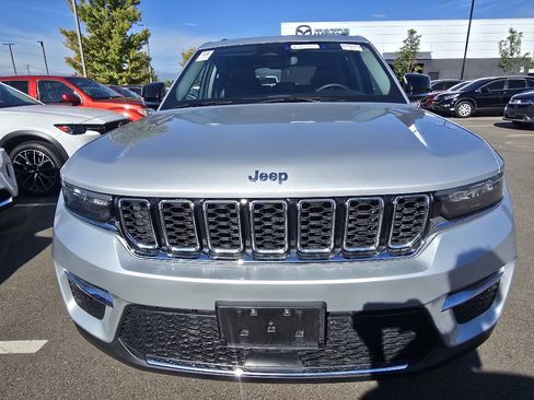Used 2023 Jeep Grand Cherokee 4WD 4xe image 18