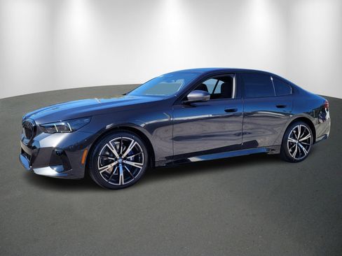 New 2026 BMW 530i image 3