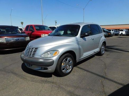 Used 2002 Chrysler PT Cruiser Limited FWD image 3