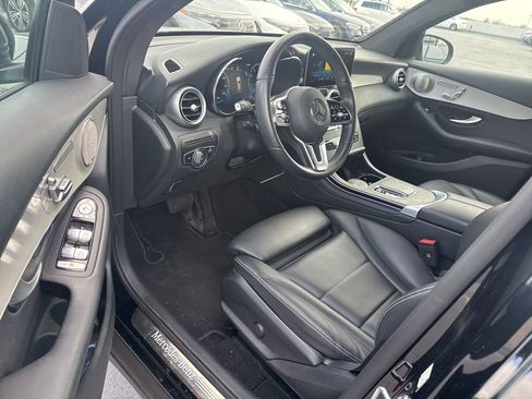 Used 2023 Mercedes-Benz GLC 300 4MATIC Coupe image 8