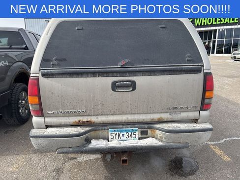 Used 2006 GMC Sierra 1500 SLE w/ Light Duty Power Package image 6