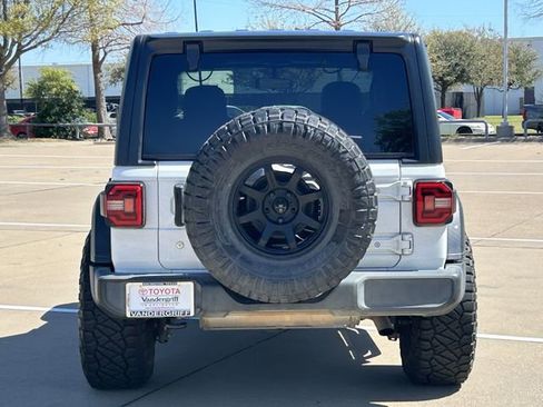 Used 2018 Jeep Wrangler Sport S image 5