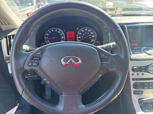 Used 2009 INFINITI G37 x Sedan w/ Premium Pkg AWD/4WD image 9
