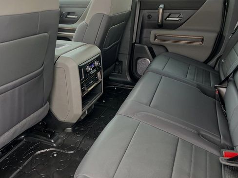 New 2025 GMC Hummer EV 2X w/ Extreme Off-Road Package image 9