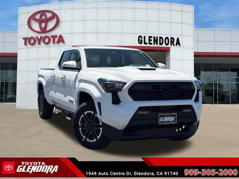 New 2026 Toyota Tacoma TRD Sport AWD/4WD image 2