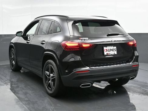 New 2025 Mercedes-Benz GLA 250 4MATIC image 9