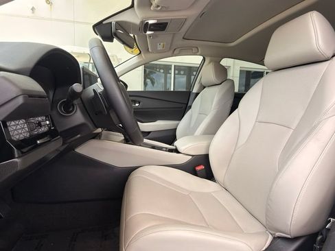 Used 2026 Honda Accord EX-L image 4