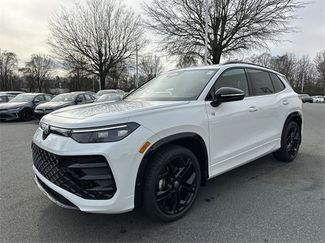 New 2026 Volkswagen Tiguan SE R-Line video 1