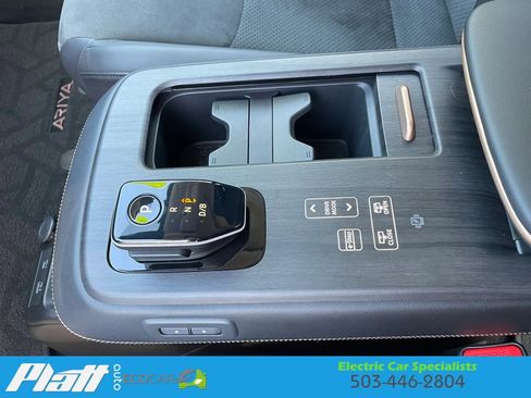 Used 2023 Nissan Ariya AWD image 32
