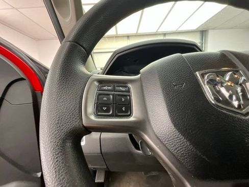 Used 2022 RAM 1500 Classic SLT RWD image 17