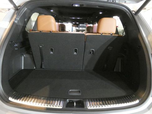 Used 2023 Kia Telluride AWD image 6