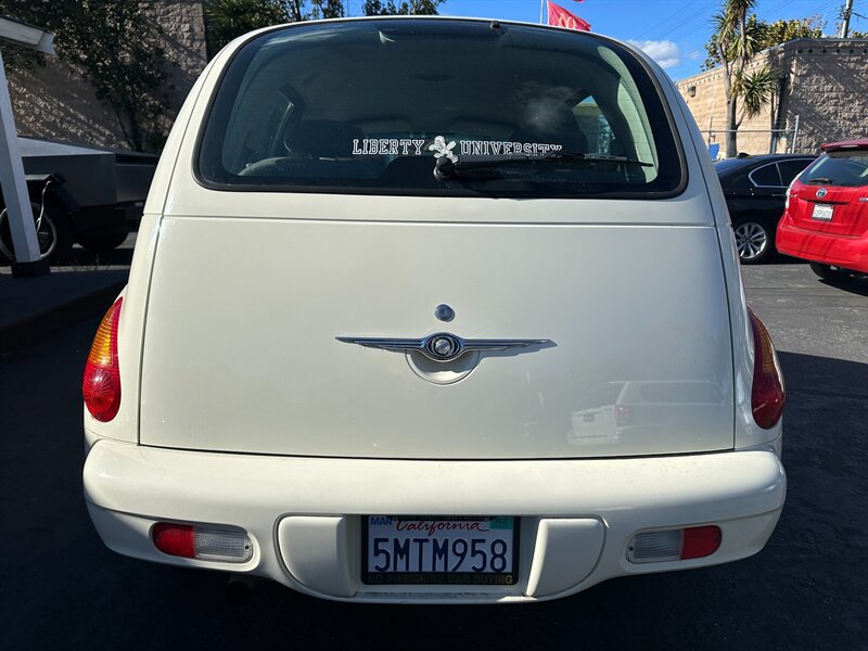 Used 2005 Chrysler PT Cruiser FWD image 6