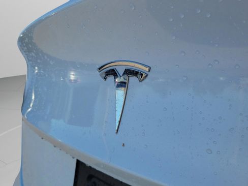 Used 2023 Tesla Model 3 Standard Range image 23