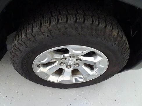 Used 2019 RAM 1500 Big Horn AWD/4WD image 30