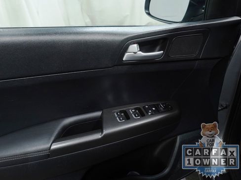 Used 2021 Kia Sportage LX image 21