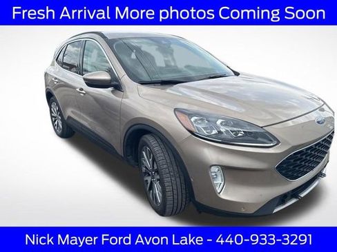 Used 2020 Ford Escape Titanium image 1