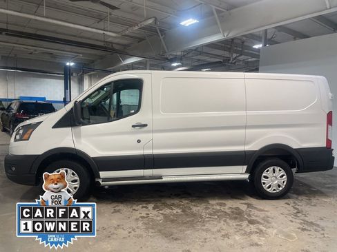 Used 2024 Ford Transit 250 Low Roof w/ Exterior Upgrade Package image 43