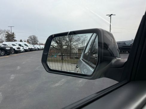 Used 2021 Chevrolet Traverse Premier w/ Redline Edition image 20