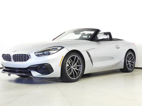 Used 2020 BMW Z4 sDrive30i w/ Driving Assistance Package image 2