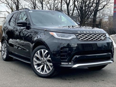 New 2026 Land Rover Discovery Limited Edition image 2