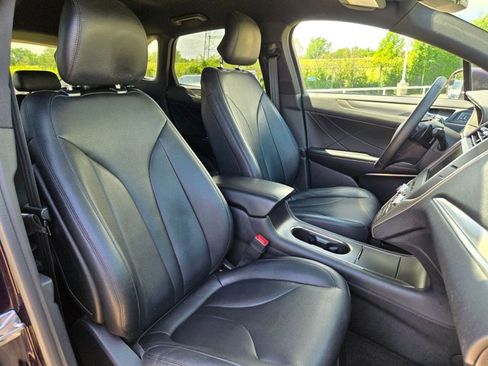Used 2015 Lincoln MKC FWD image 18