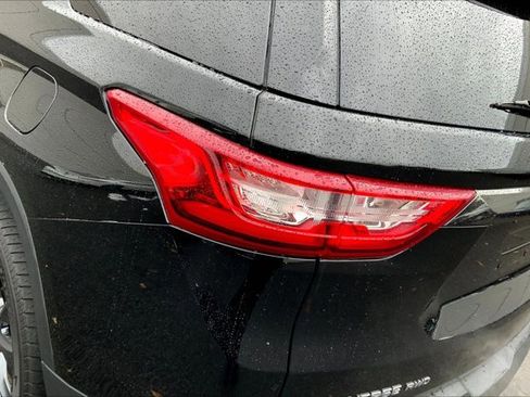 Used 2020 Chevrolet Traverse RS image 29