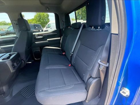 Used 2025 Chevrolet Silverado 1500 RST AWD/4WD image 23