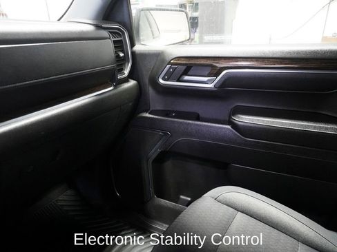 Used 2023 GMC Sierra 1500 SLE w/ Enhanced Capability Package image 26