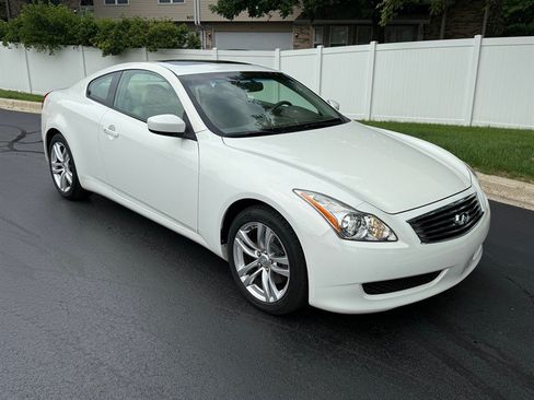 Used 2009 INFINITI G37 x Coupe w/ Premium Pkg AWD/4WD image 4
