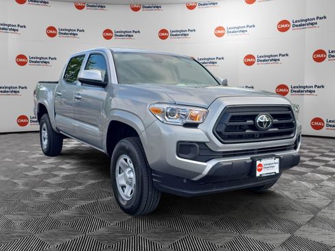 Used 2023 Toyota Tacoma SR AWD/4WD image 1