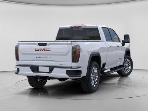 New 2026 GMC Sierra 2500 Denali w/ Denali Reserve Package AWD/4WD image 4