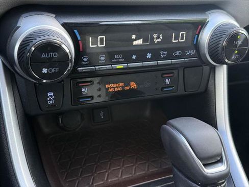 Certified 2021 Toyota RAV4 Limited w/ Limited Grade Weather Package AWD/4WD image 25