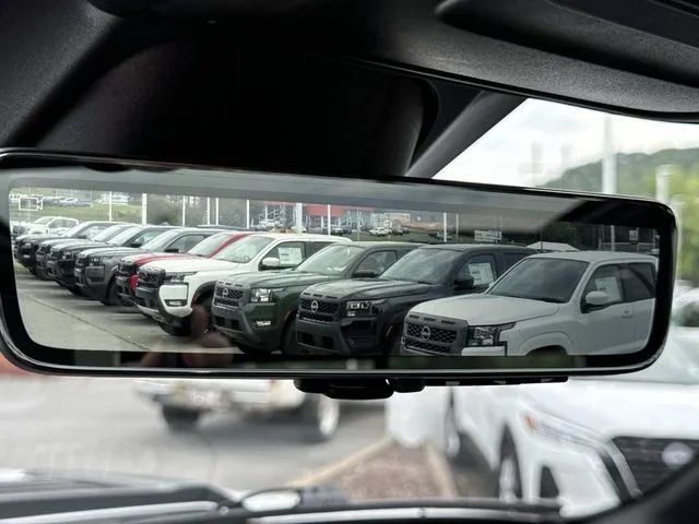 Used 2024 RAM 1500 Limited AWD/4WD image 44