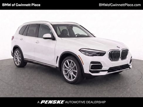 Used 2022 BMW X5 xDrive40i AWD/4WD image 1