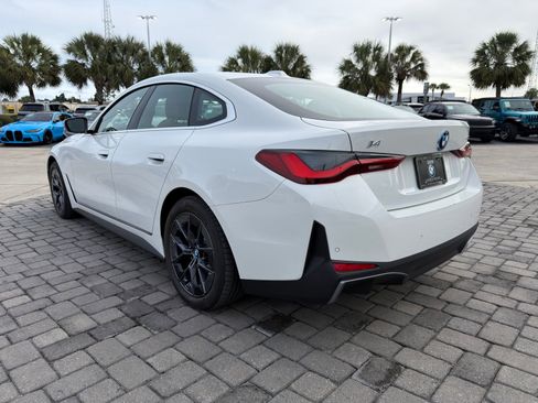 Used 2023 BMW i4 eDrive40 w/ Premium Package image 11