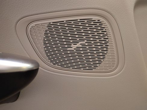 Used 2025 Mercedes-Benz GLC 300 image 20