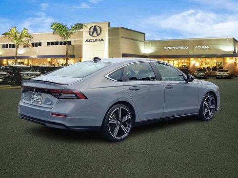 Used 2025 Honda Accord Sport image 6