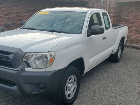 Used 2015 Toyota Tacoma 2WD Access Cab image 12
