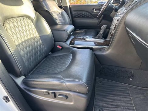 Used 2019 INFINITI QX80 Luxe w/ 22" Wheel Package image 10