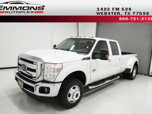 Used 2016 Ford F350 Lariat w/ Lariat Interior Package AWD/4WD image 1