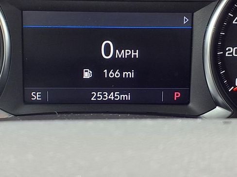 Used 2023 Chevrolet Equinox RS image 18