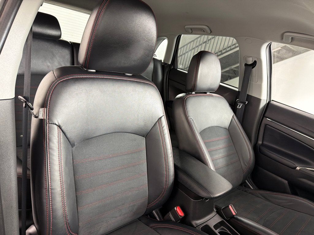 Used 2023 Mitsubishi Outlander Sport SE AWD/4WD image 23