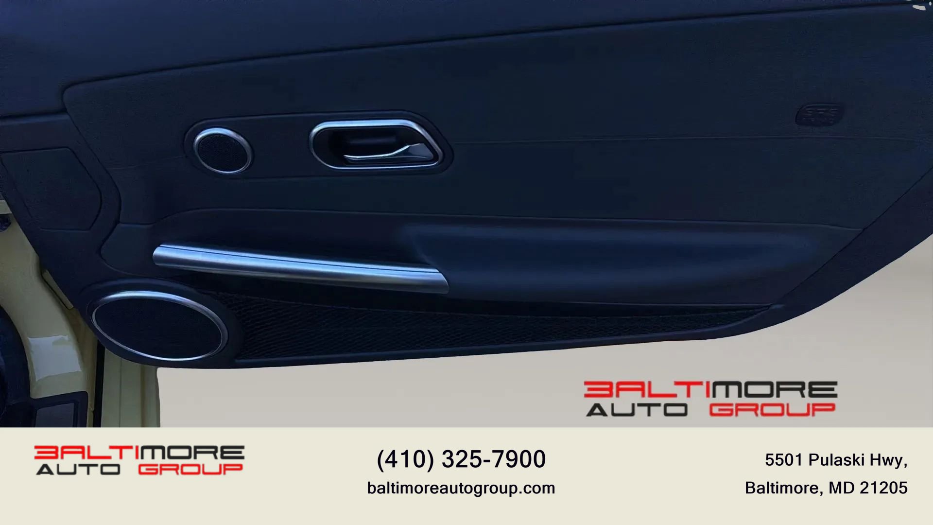 Used 2008 Chrysler Crossfire Limited RWD image 28