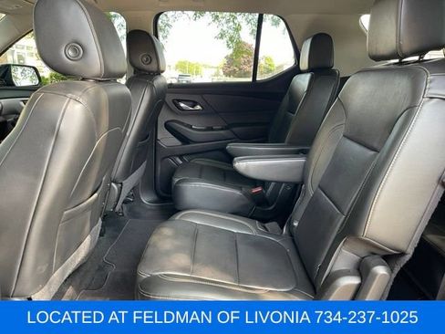 Used 2020 Chevrolet Traverse LT w/ LT Premium Package FWD image 29